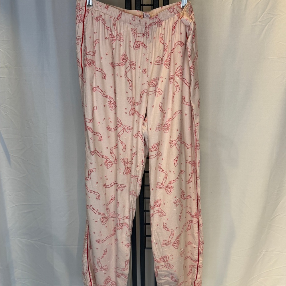 Victoria's‎ Secret Pink and Cream Pajama Pants